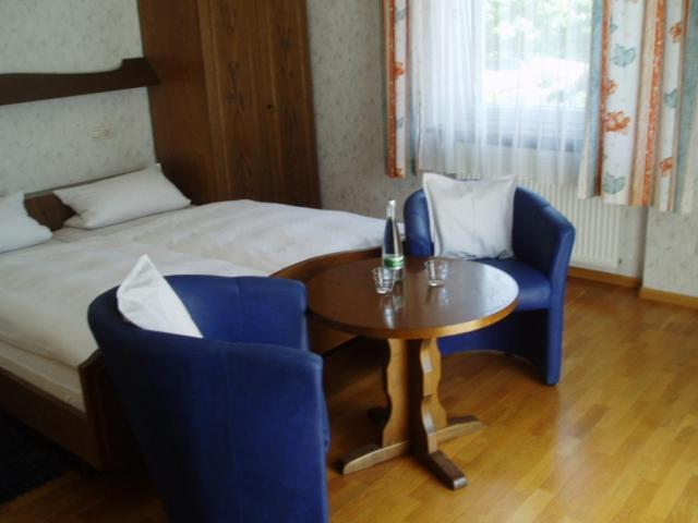 Schwarzwaldhotel / Wolfach Room photo